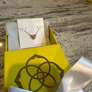Kendra Scott Ari heart Necklace gold